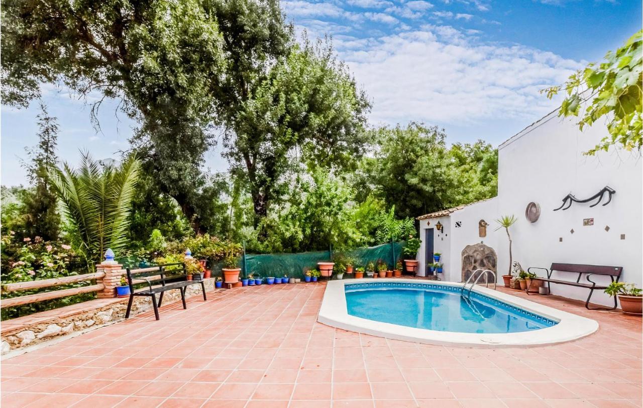3 Bedroom Awesome Home In Rute Εξωτερικό φωτογραφία