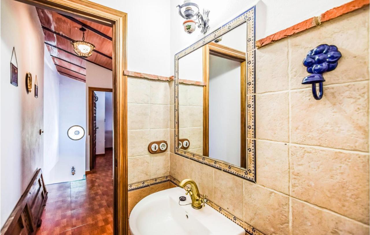 3 Bedroom Awesome Home In Rute Εξωτερικό φωτογραφία